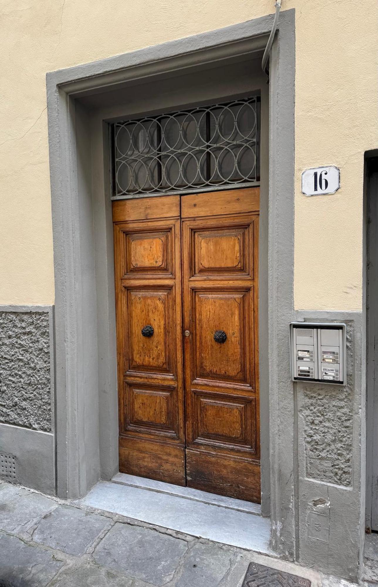 Santa Croce Historic Loft With A View *