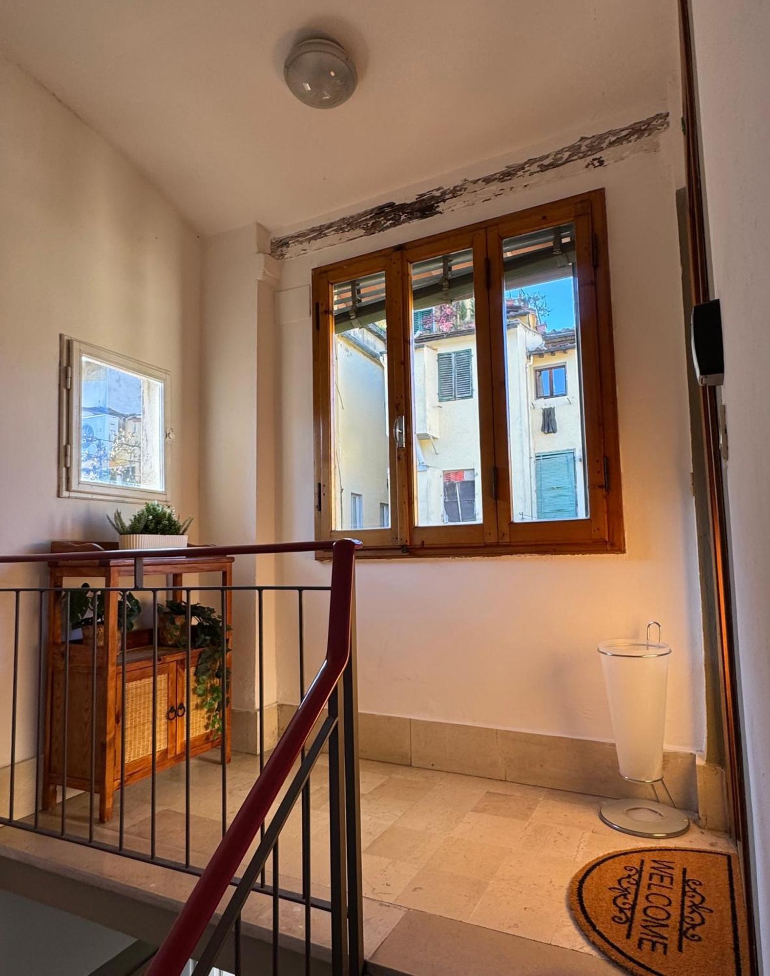 Santa Croce Historic Loft With A View *
